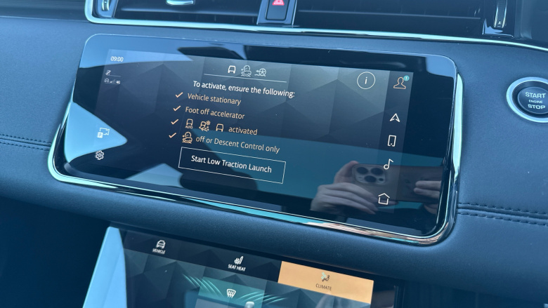 Land Rover Range Rover Evoque 1.5 P300e R-Dynamic SE 5dr Auto Hatchback